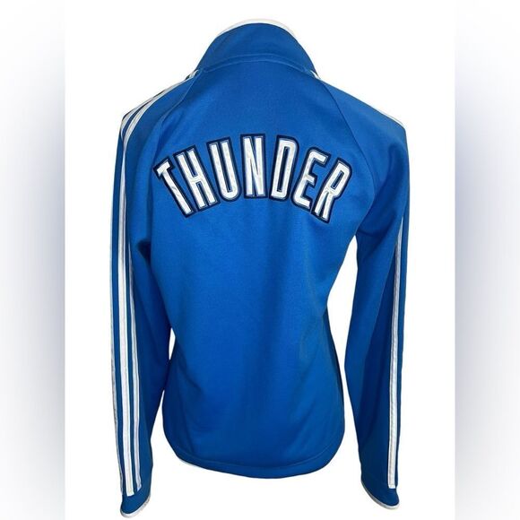 ADIDAS NBA OKLAHOMA CITY THUNDER BASKETBALL WOMENS BLUE JACKET SIZE MEDIUM - Picture 11 of 12